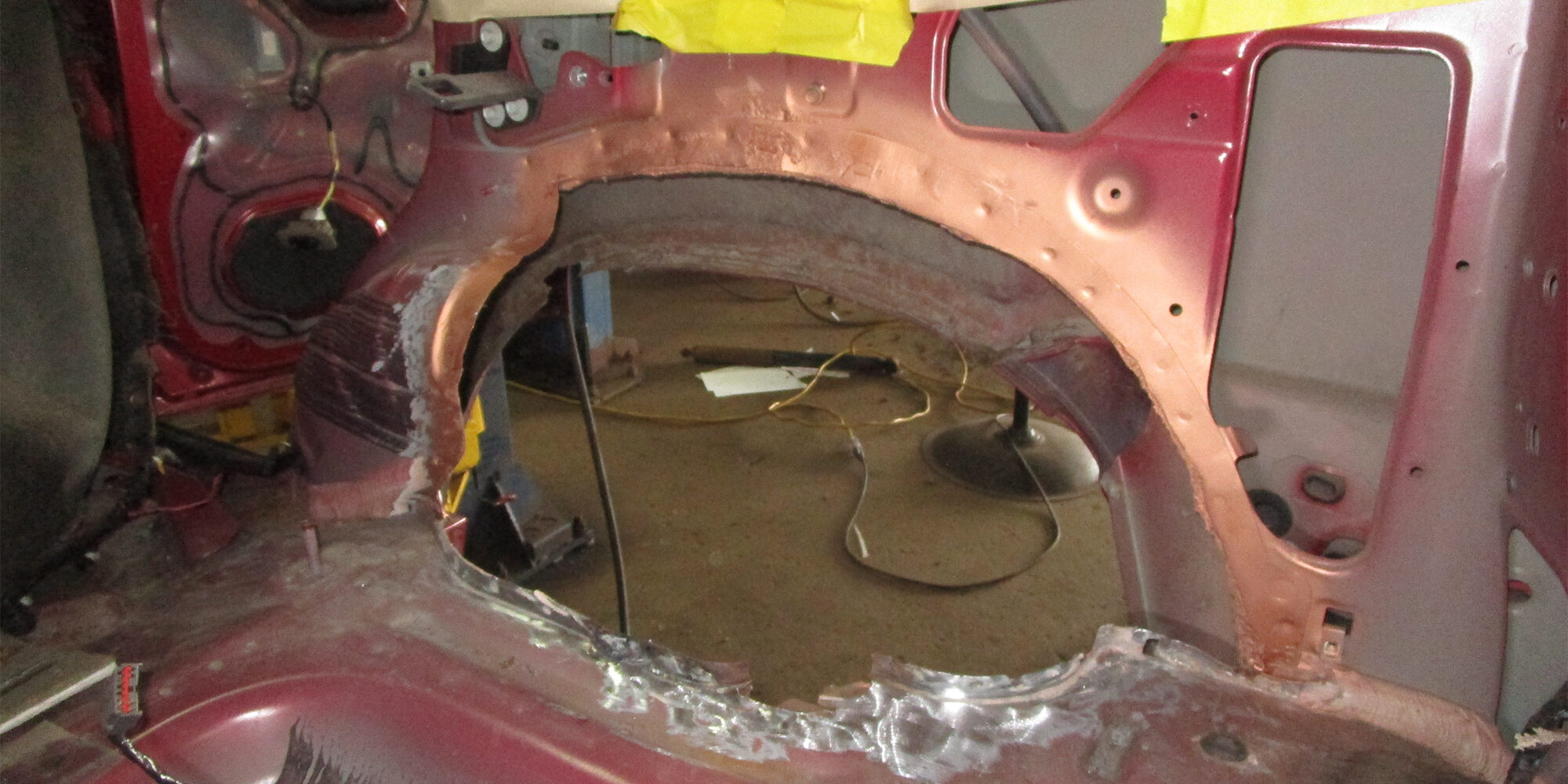 Ford Escape, Mazda Tribute, Mercury Mariner Wheel Well / Shock Tower Repair